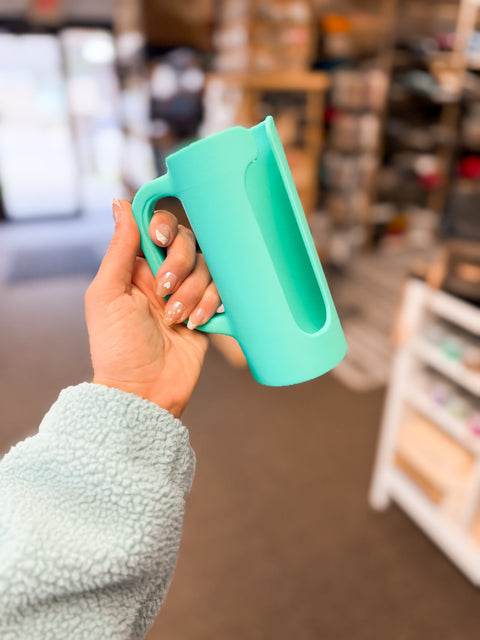Slim Can Holder
