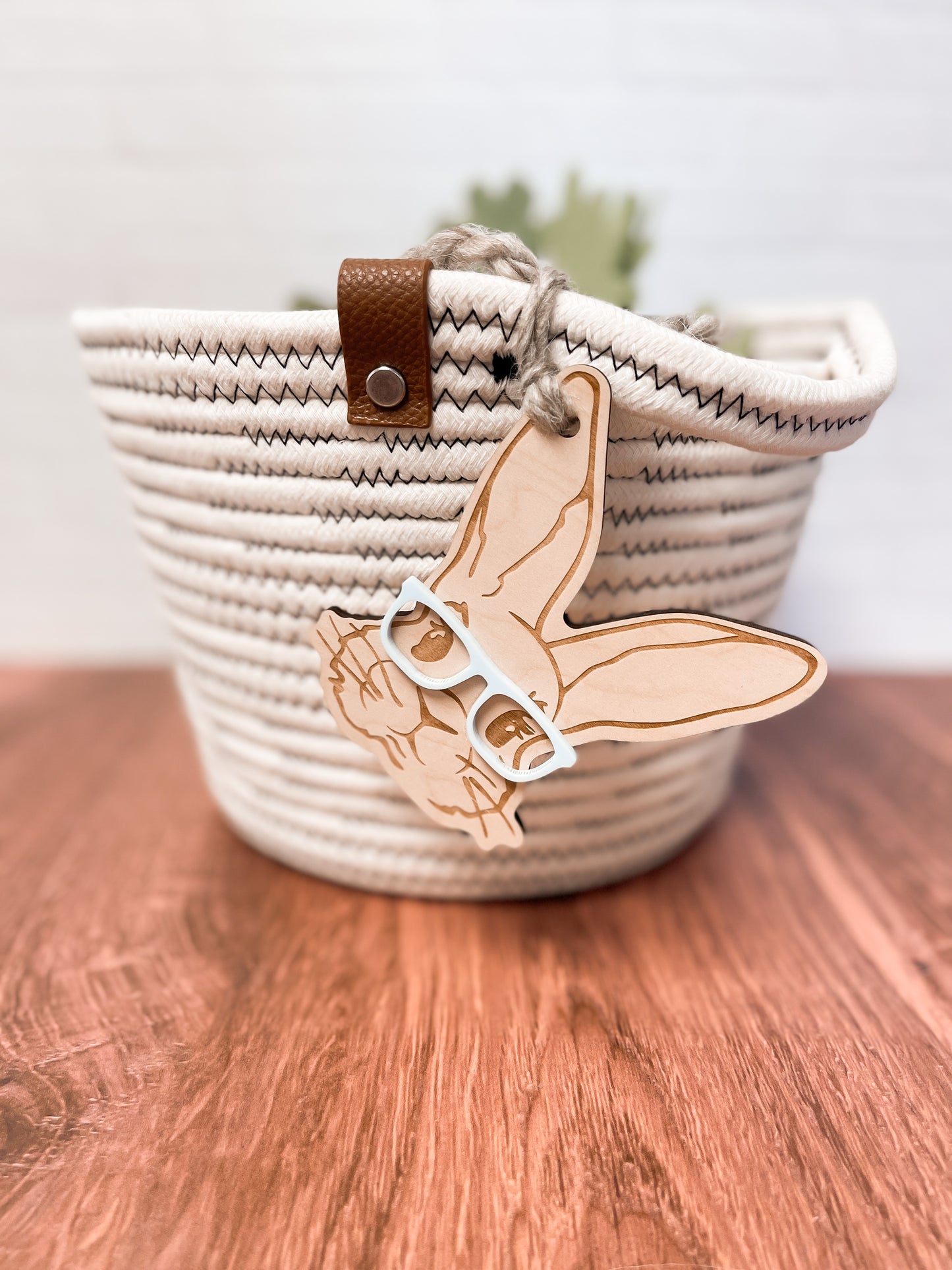 Bunny with Glasses Basket Tag