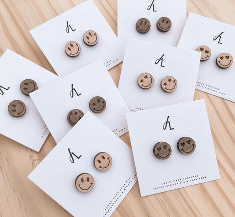 Smile Face Star Eyes Stud Earrings